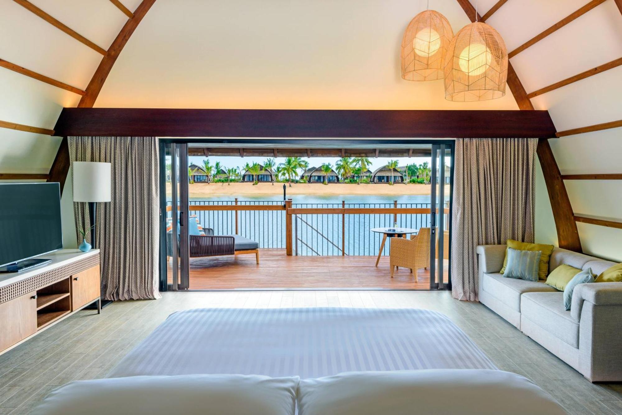 Fiji Marriott Resort Momi Bay Zewnętrze zdjęcie Beachfront Suite