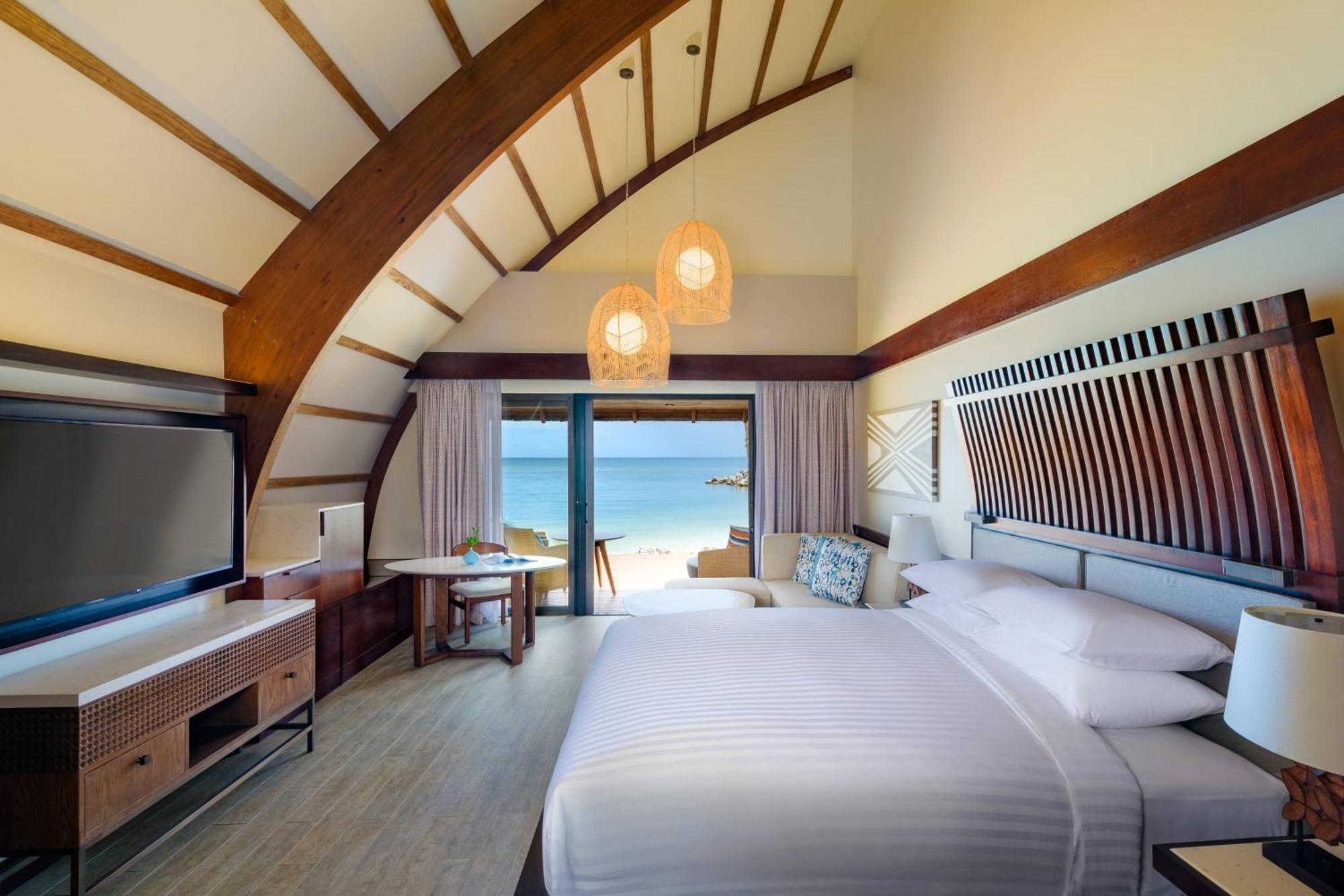 Fiji Marriott Resort Momi Bay Zewnętrze zdjęcie Beachfront Suite