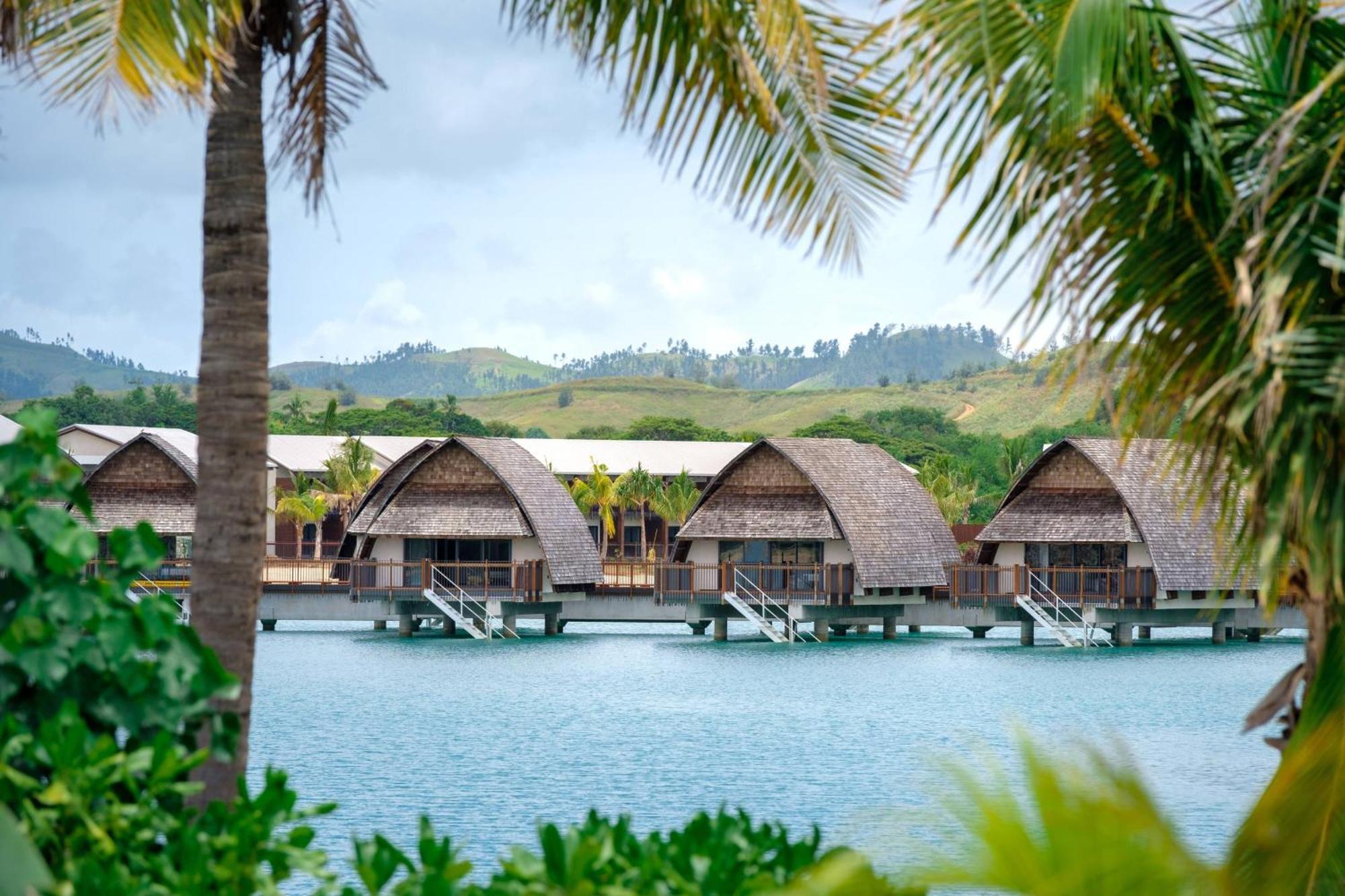Fiji Marriott Resort Momi Bay Zewnętrze zdjęcie Overwater bungalows